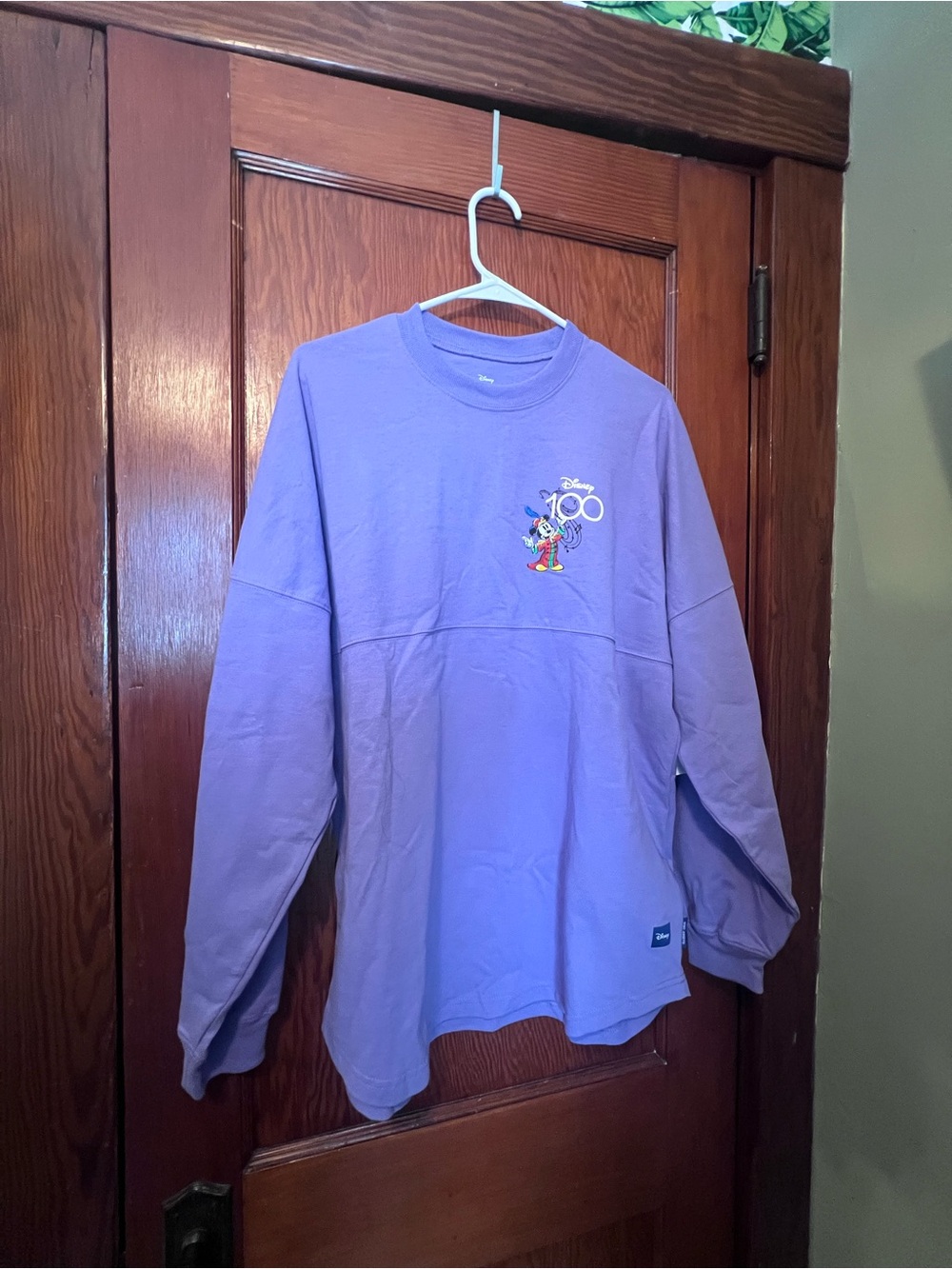 NWT Walt Disney World 100 Purple Long-Sleeve Jersey Medium